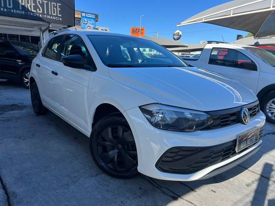 VOLKSWAGEN POLO 1.0 MPI TRACK MANUAL VOLKSWAGEN POLO 1.0 MPI TRACK MANUAL